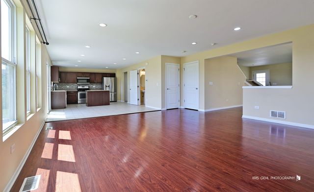 4111 Credence Drive, Zion, IL 60099