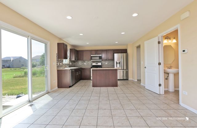 4111 Credence Drive, Zion, IL 60099