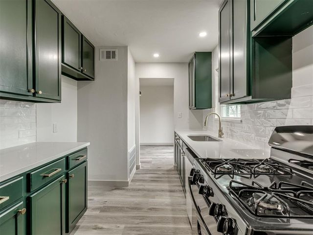 1600 SW 64th Street, Oklahoma City, OK 73159