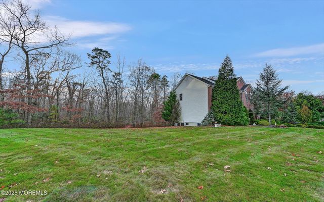 11 Craig Court, Jackson, NJ 08527