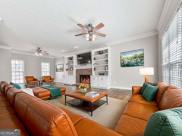 2013 Castlemaine Circle, Woodstock, GA 30189