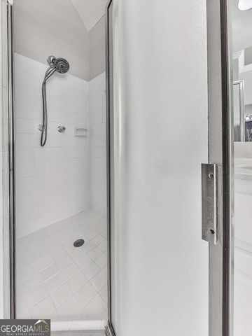 2013 Castlemaine Circle, Woodstock, GA 30189