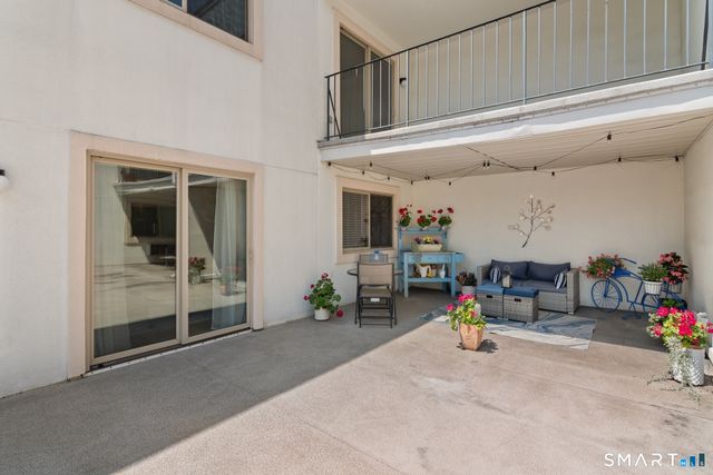 34 Crescent Street 1D, Stamford, CT 06902
