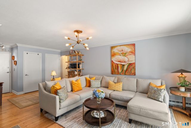 34 Crescent Street 1D, Stamford, CT 06902