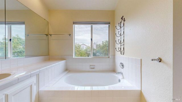 1273 Potrero Cir, Suisun City, CA 94585