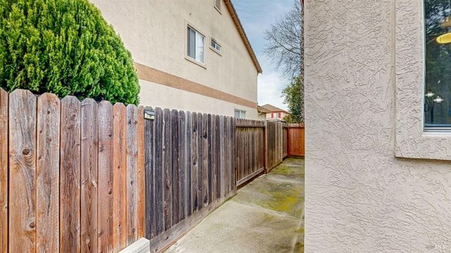 1273 Potrero Cir, Suisun City, CA 94585