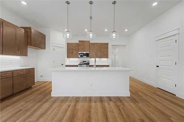 15200 S Bethel Heights Road, Gentry, AR 72734