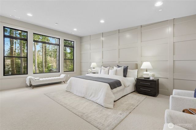 2202 102nd Place SE, Bellevue, WA 98004