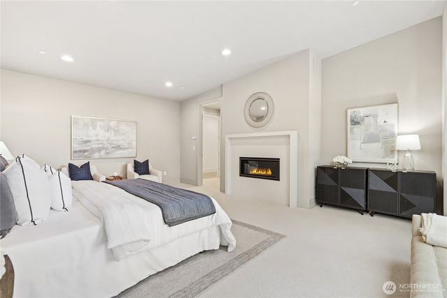 2202 102nd Place SE, Bellevue, WA 98004