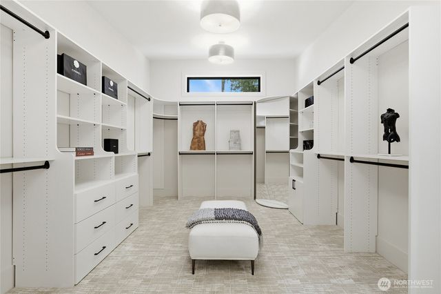 2202 102nd Place SE, Bellevue, WA 98004