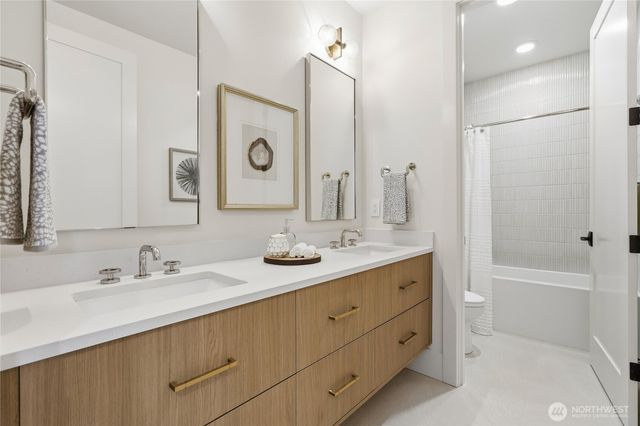 2202 102nd Place SE, Bellevue, WA 98004