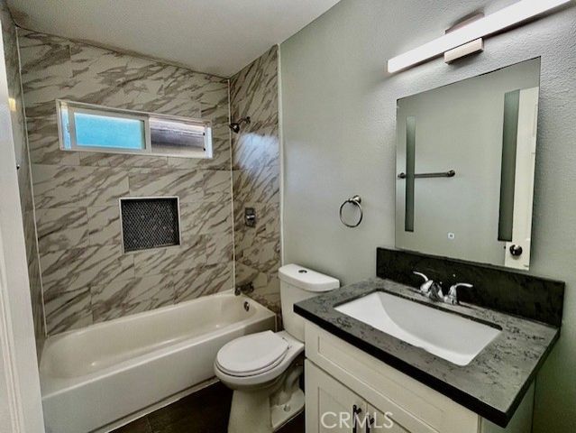 17132 Emerald D, Huntington Beach, CA 92647