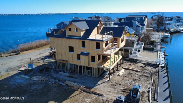 108 Rochester Drive, Brick, NJ 08723
