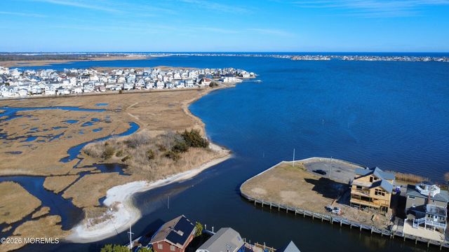 108 Rochester Drive, Brick, NJ 08723