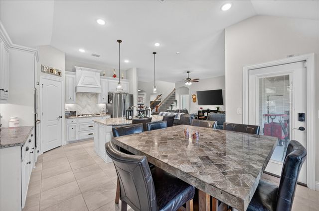 457 Wolf Creek Drive, Waxahachie, TX 75165