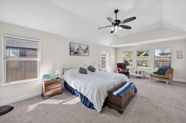 457 Wolf Creek Drive, Waxahachie, TX 75165