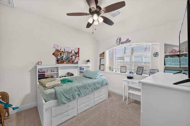 457 Wolf Creek Drive, Waxahachie, TX 75165