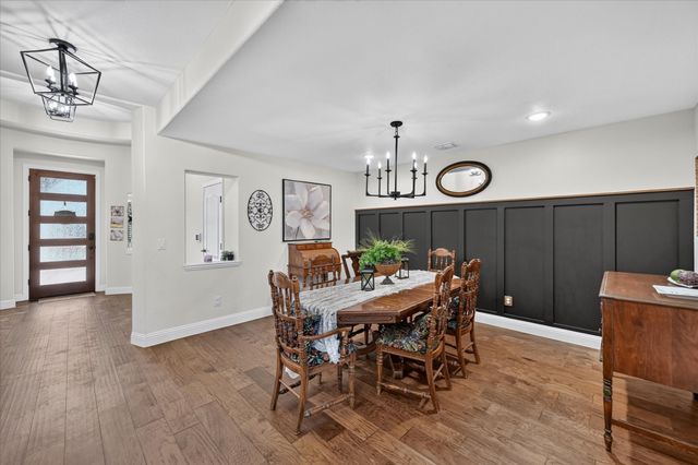457 Wolf Creek Drive, Waxahachie, TX 75165