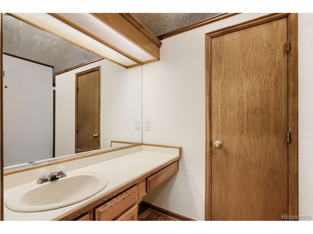 3952 E Weaver Ave, Littleton, CO 80121