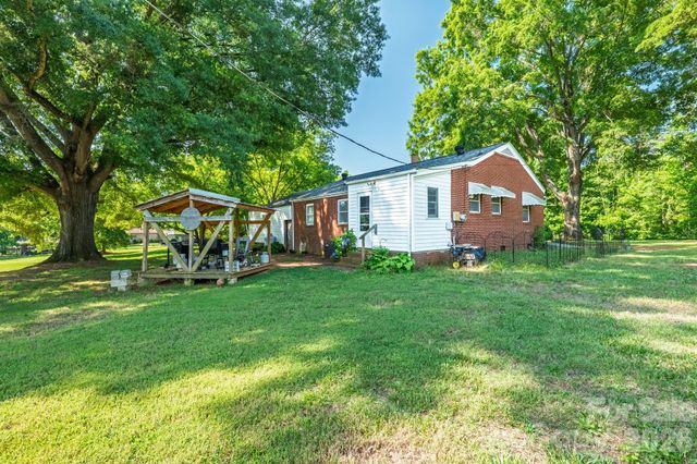 655 Edmiston Road, Mt Ulla, NC 28125