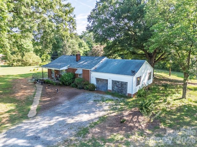 655 Edmiston Road, Mt Ulla, NC 28125