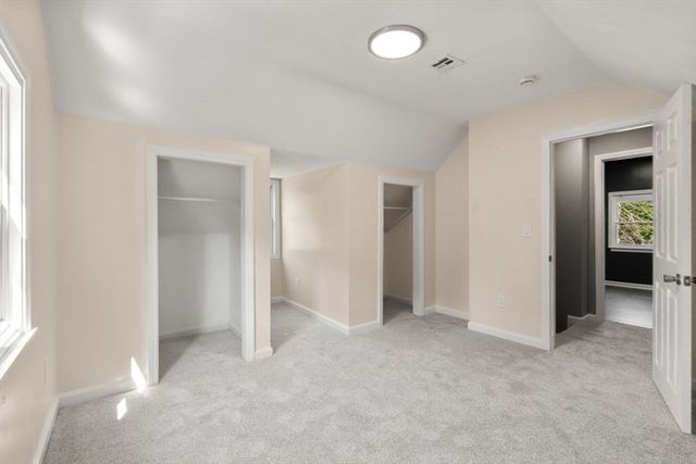 102 Turnpike St, Easton, MA 02334