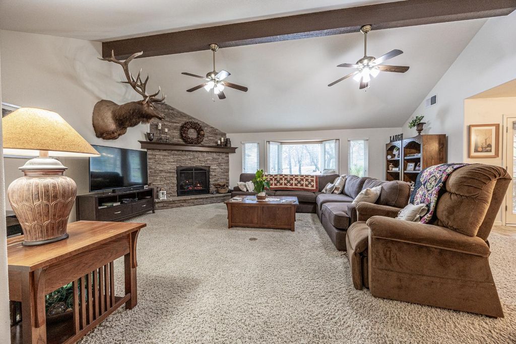 Image 12 of property listing at 41766 John Muir Drive, Coarsegold, CA 93614