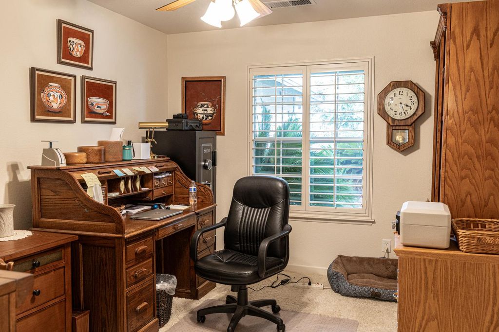 Image 31 of property listing at 41766 John Muir Drive, Coarsegold, CA 93614