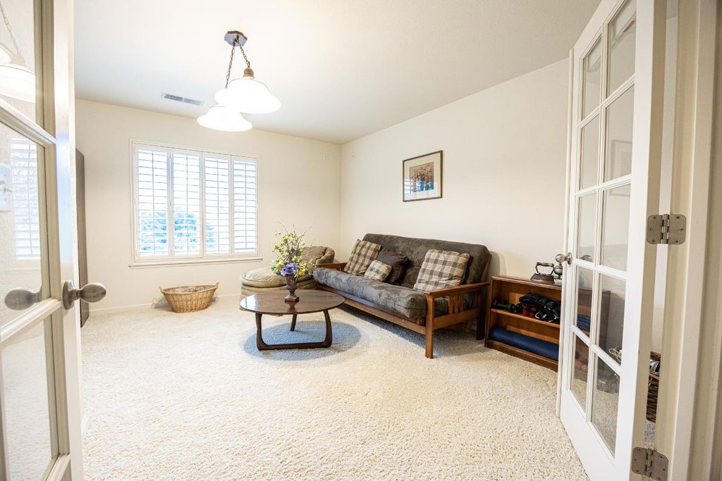 Image 37 of property listing at 41766 John Muir Drive, Coarsegold, CA 93614