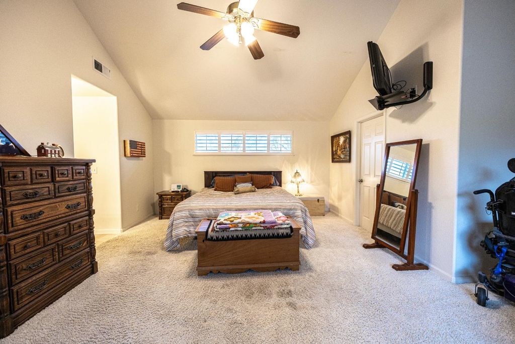 Image 49 of property listing at 41766 John Muir Drive, Coarsegold, CA 93614