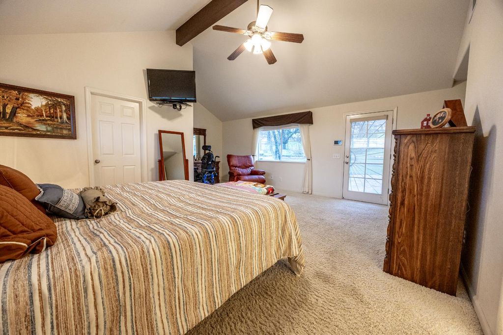 Image 56 of property listing at 41766 John Muir Drive, Coarsegold, CA 93614