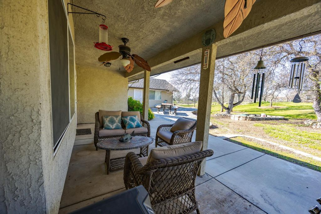 Image 64 of property listing at 41766 John Muir Drive, Coarsegold, CA 93614