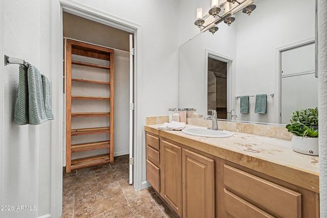 7024 S 32ND Place, Phoenix, AZ 85042