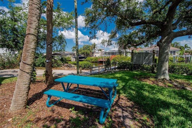 4021 3RD AVENUE E, Bradenton, FL 34208