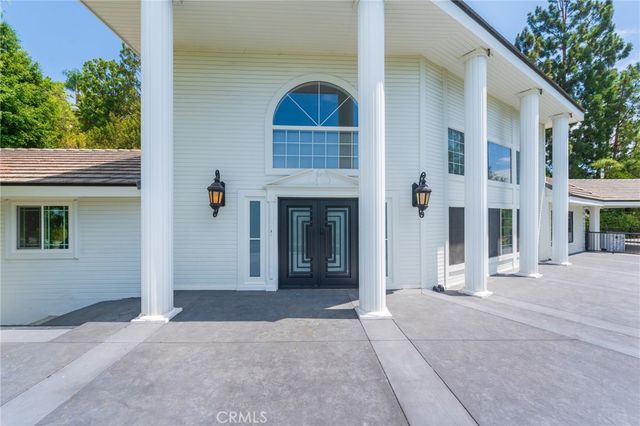 2809 N Colorado Lane, Orange, CA 92867