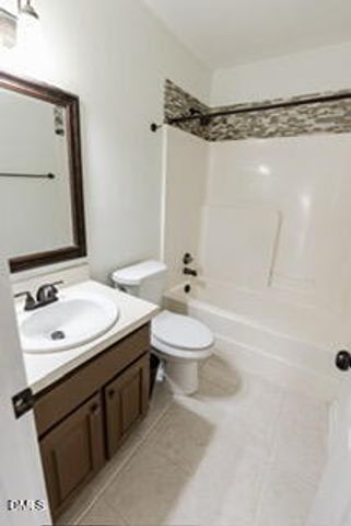 112 Rock Pointe Lane, Cary, NC 27513