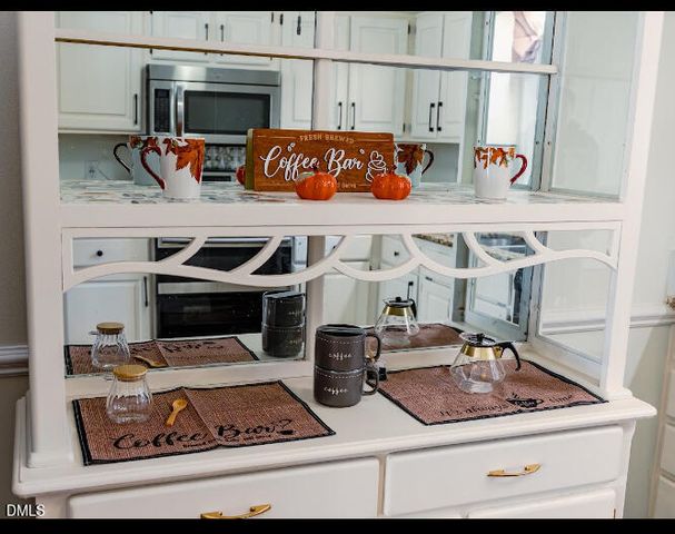 112 Rock Pointe Lane, Cary, NC 27513