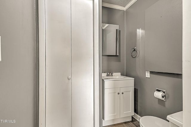 1003 Shamrock Drive, Jonesborough, TN 37659