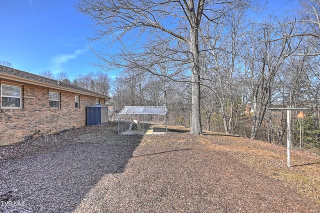 1003 Shamrock Drive, Jonesborough, TN 37659