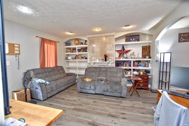 505 W Marion Street, Monticello, IN 47960