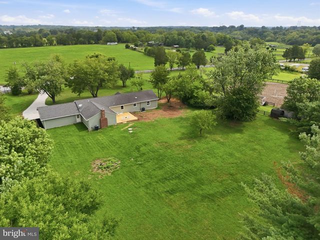 14007 FITZWATER DR, Nokesville, VA 20181