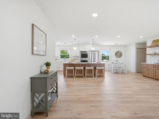 14007 FITZWATER DR, Nokesville, VA 20181