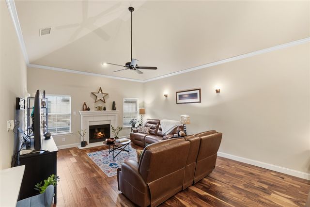 8824 Tudor Place, Dallas, TX 75228