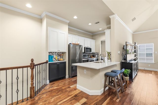 8824 Tudor Place, Dallas, TX 75228