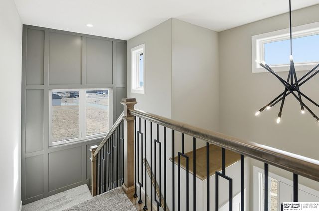 20152 T Street, Omaha, NE 68135