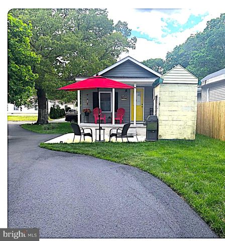 704 W ASHLAND AVE, Pleasantville, NJ 08232