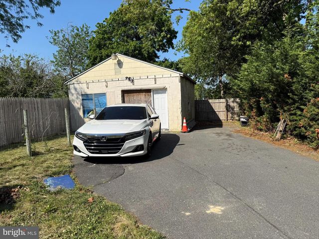 704 W ASHLAND AVE, Pleasantville, NJ 08232