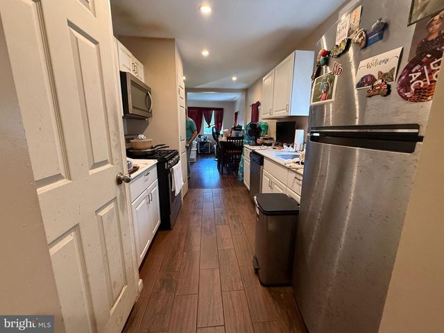 704 W ASHLAND AVE, Pleasantville, NJ 08232