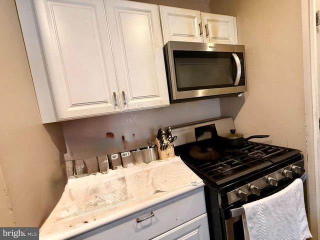 704 W ASHLAND AVE, Pleasantville, NJ 08232