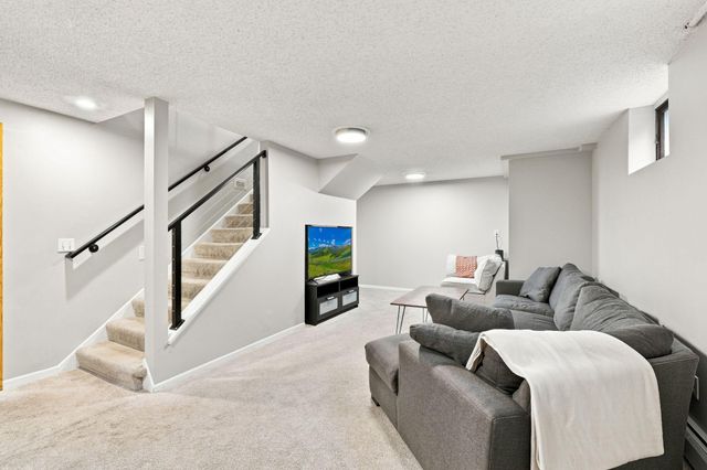 3600 Sunrise Drive E, Minnetonka, MN 55345